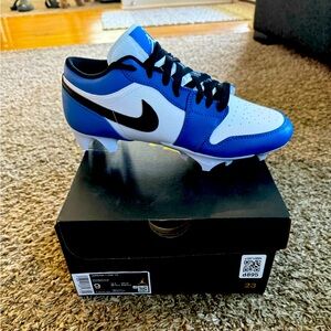 Nike Jordan Retro Low Cleat